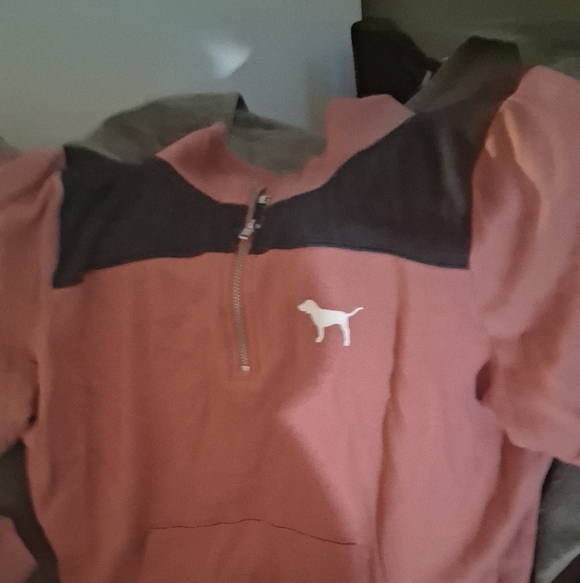 PINK Victoria's Secret Pink and Gray Long Sleeve - Picture 4 of 4